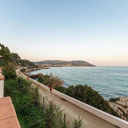 C22 Beachfront Villa - Spa Bath, Pool, Private Beach, Parking Free Marina dʼMarina dʼAndora Kültér fotó
